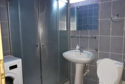 Garsonieră decomandată în Podul de Piatră