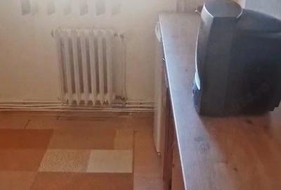 Garsonieră decomandată în Iris