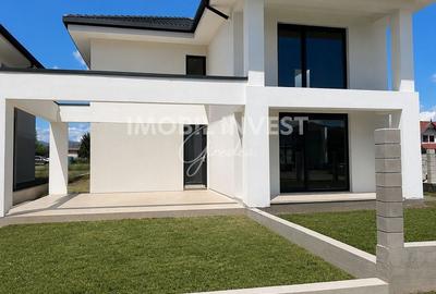 Casă cu 4 camere cu Teren 450 Mp în Cetate