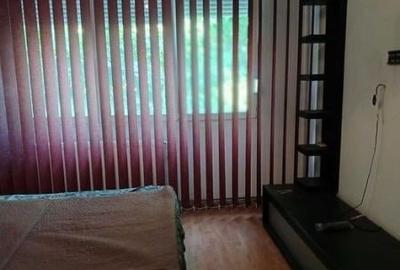 Apartament cu 3 camere decomandat în Brâncoveanu