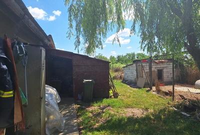 Casă cu 2 camere cu Teren 2400 Mp în Fundata - 5