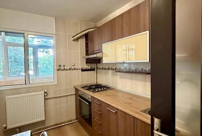 Apartament cu 2 camere decomandat în Rahova