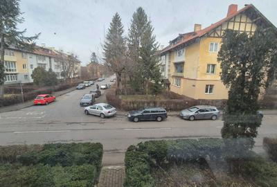 Apartament cu 3 camere semidecomandat în Astra - 4