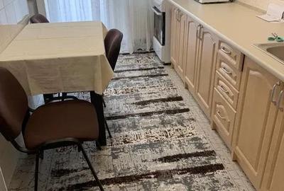 Apartament cu 3 camere în Centrul Civic