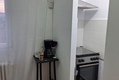 Apartament cu 2 camere semidecomandat, mobilat în Podul de Piatră - 3