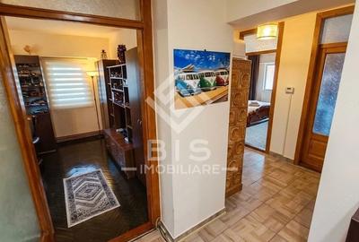 Apartament cu 4 camere decomandat în Ultracentral