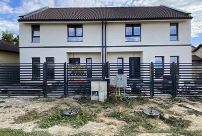 Casă cu 4 camere cu Teren 410 Mp în Șag