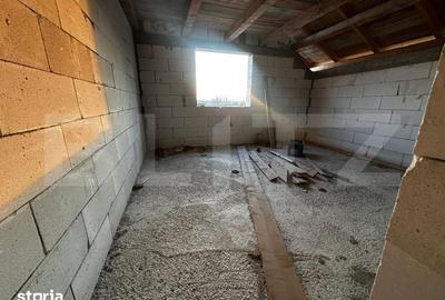 Casă cu 4 camere cu Teren 700 Mp în Central