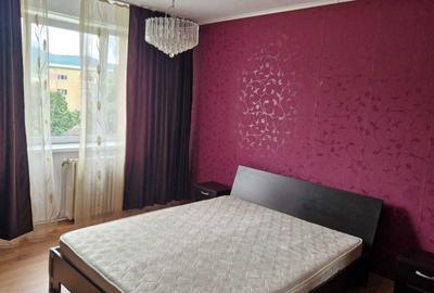 Apartament cu 2 camere decomandat în Cetate