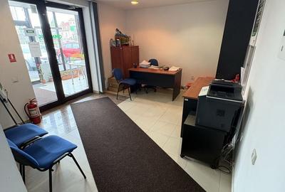 Spațiu comercial, de 85 mp, în 15 Noiembrie - 5