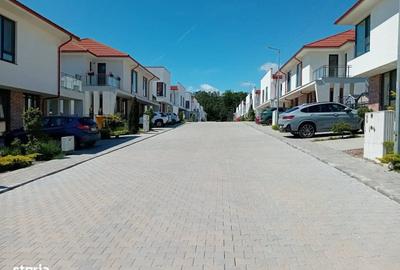 Casă cu 4 camere în Mogoșoaia