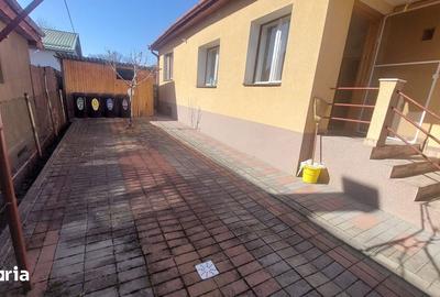 Casă cu 2 camere cu Teren 474 Mp în Dâmbul Rotund