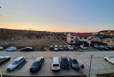 Apartament cu 2 camere decomandat, mobilat în Borhanci