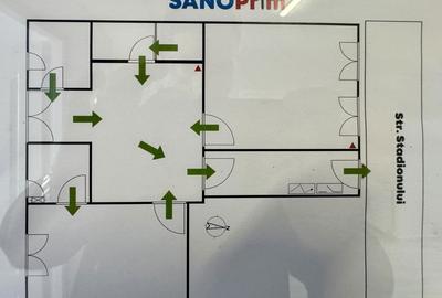 Casă cu 4 camere în Central - 2