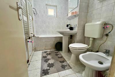 Apartament cu 2 camere semidecomandat în Exterior Vest - 1