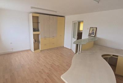 Spațiu comercial, de 380 mp, în Blejoi - 3