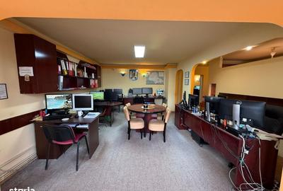 Apartament cu 4 camere, mobilat în Scriitorilor