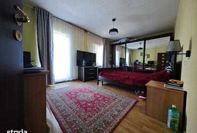 Casă cu 5 camere cu Teren 1078 Mp în Corbeanca