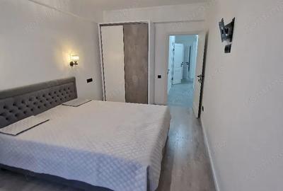 Apartament cu 2 camere decomandat în Eroii Revoluției