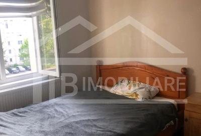 Apartament cu 3 camere decomandat în Central