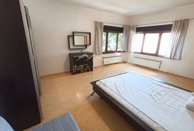 Apartament cu 2 camere decomandat, mobilat în Polonă - 10