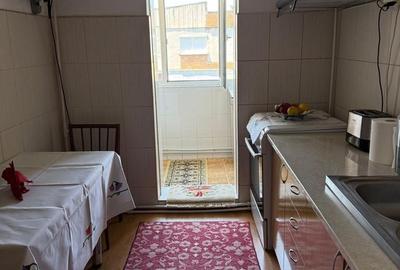 Apartament cu 2 camere decomandat în Micro 17 - 4