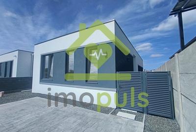 Casă cu Teren 450 Mp în Urseni