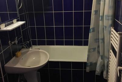 Apartament cu 2 camere semidecomandat în 5 Călărasi