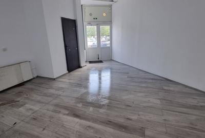 Spațiu comercial, de 40 mp, în Central