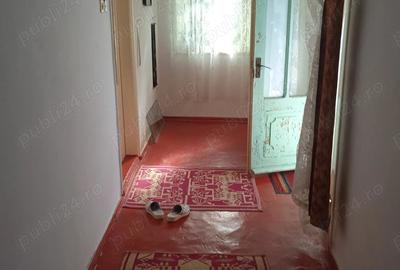 Casă cu 4 camere cu Teren 389 Mp în Jurilovca - 4