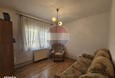 Apartament cu 7 camere în Central