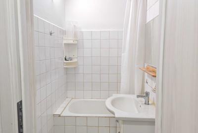 Apartament cu 2 camere decomandat în Lujerului - 4