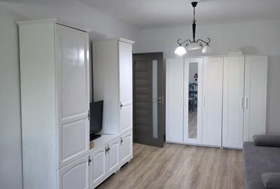 Apartament cu 2 camere semidecomandat în Tătărași