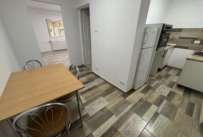 Garsonieră decomandată, mobilată în Aradului