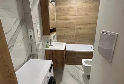 Apartament cu 2 camere decomandat în Complex Studențesc