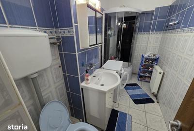 Apartament cu 3 camere în Dacia