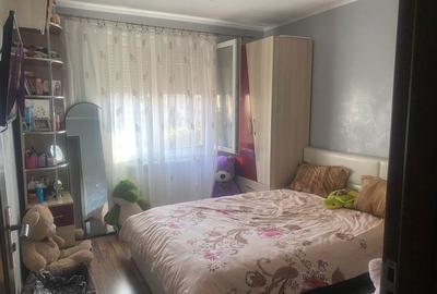 Apartament cu 3 camere decomandat în Central - 3