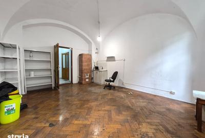 Spațiu comercial, de 43.62 mp, în Central - 5