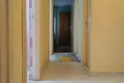 Apartament cu 3 camere decomandat în Anda - 8