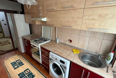 Apartament cu 3 camere decomandat în Central - 2