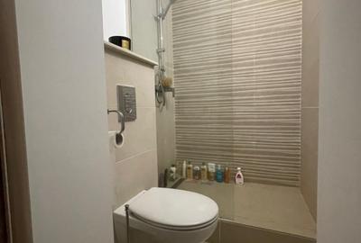 Apartament cu 3 camere decomandat, mobilat în Micro 3 - 3