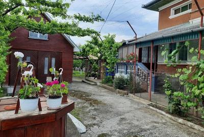 Casă cu 2 camere în Central