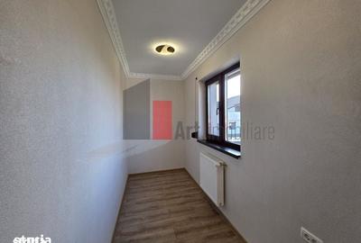 Casă cu 5 camere cu Teren 500 Mp în Copăceni - 11