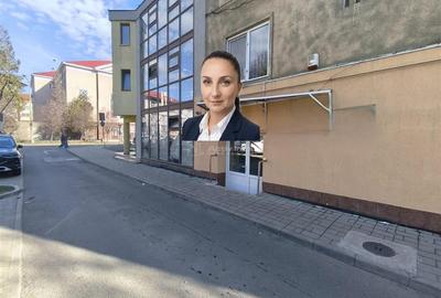 Spațiu comercial, de 25 mp, în Central - 12