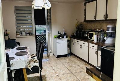 Casă cu 6 camere cu Teren 1000 Mp în Central - 6