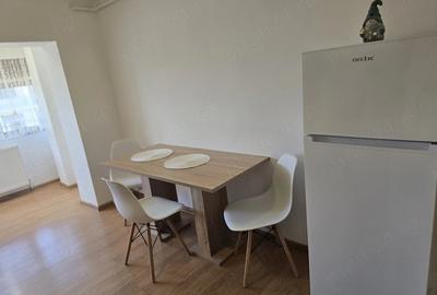 Apartament cu 2 camere decomandat în Orizont - 3
