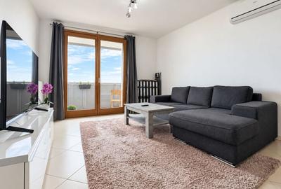 Apartament cu 3 camere decomandat, mobilat în Central