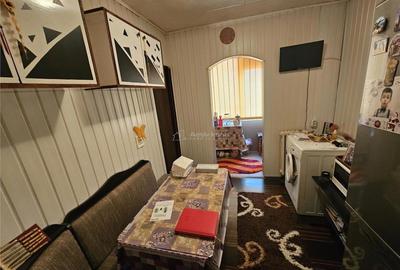 Apartament cu 2 camere decomandat, mobilat în Micro III - 8