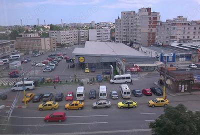 Apartament cu 2 camere decomandat în City Park Mall