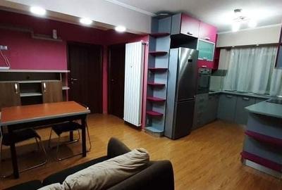 Apartament cu 3 camere decomandat în Nufărul - 2